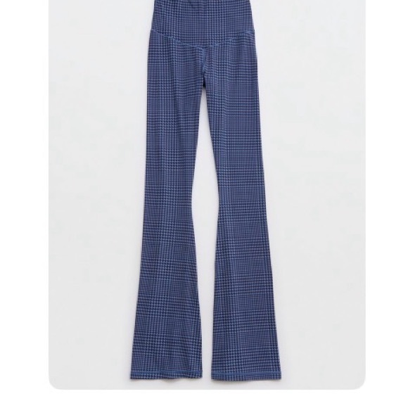 aerie Pants - OFFLINE by aerie “Xtra High Waisted Bootcut Legging in Marbled Blue”